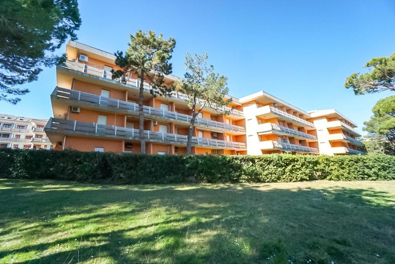 Condominio Atollo Бібіоне Екстер'єр фото